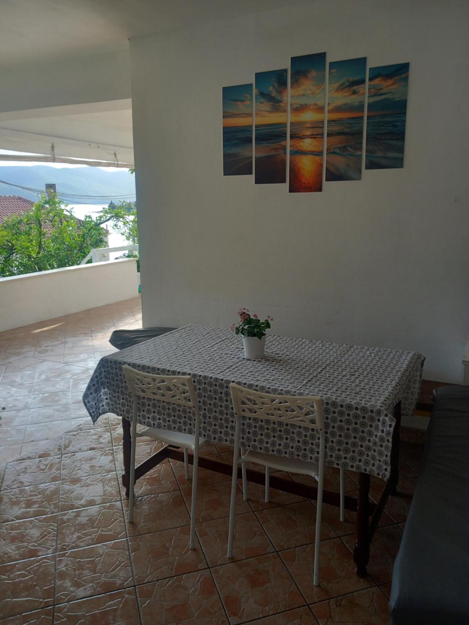 Apartman Iva Kuciste Chambre photo